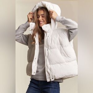 Front Zip Up Puffy Hoodie Vest Ivory